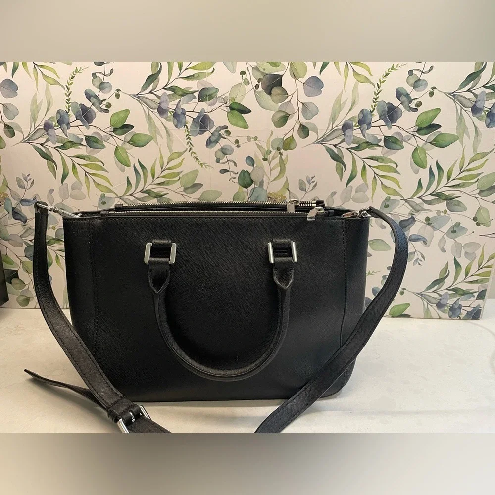 Tory Burch Robinson Floral Tote Shoulder Crossbody Handbag‎ Black Blue Leather